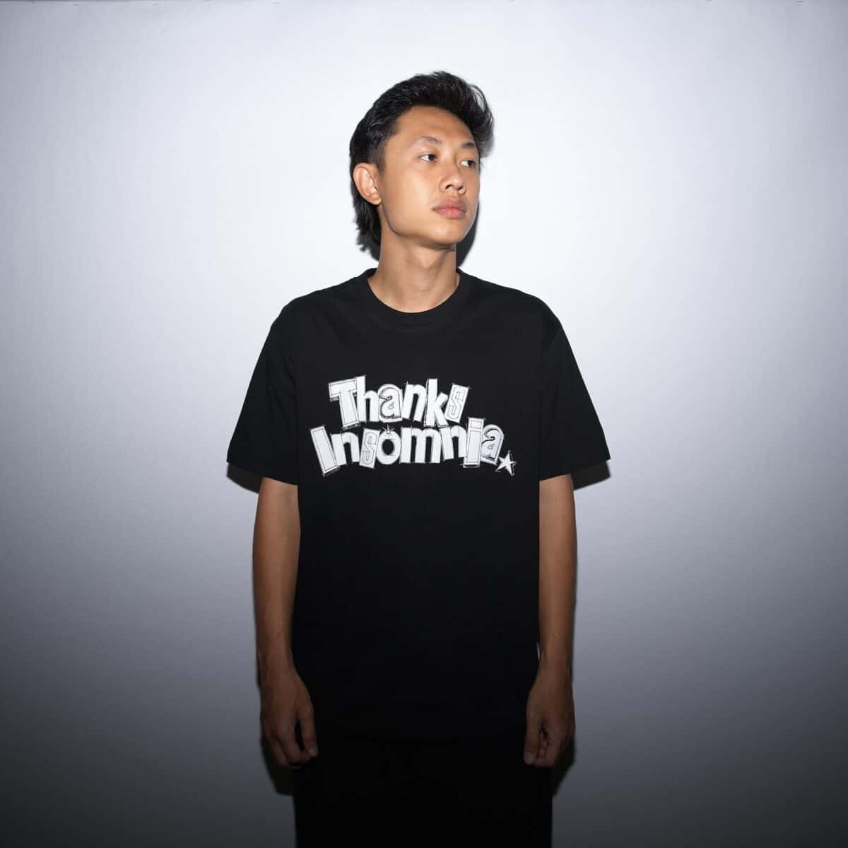 Tshirt Typo Elviora Black - 100% Japan Cotton Aloe 200 Gsm Thanksinsomnia - Gambar 4